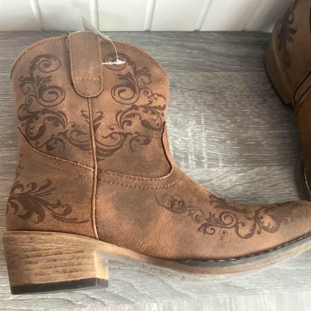 Roper Short Stuff Embroidery Round Toe Western Boot sz7 - Picture 10 of 15